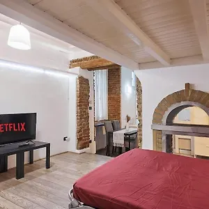 Brera-moscova Centro Storico, Wi-fi E Netflix Milano